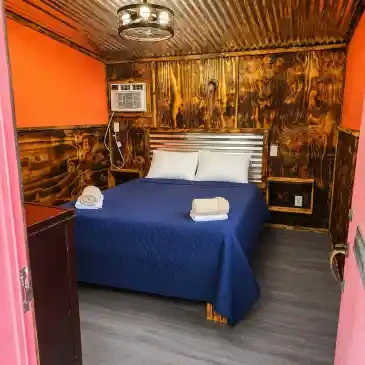 Private Cabin #2 interior 1