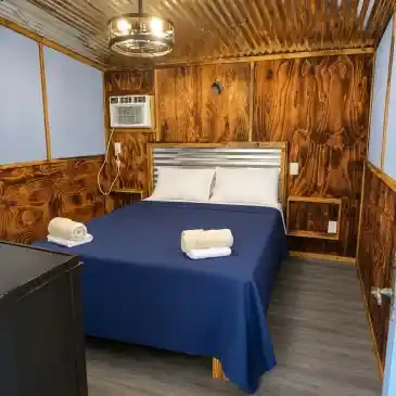 Private Cabin #3 interior 1